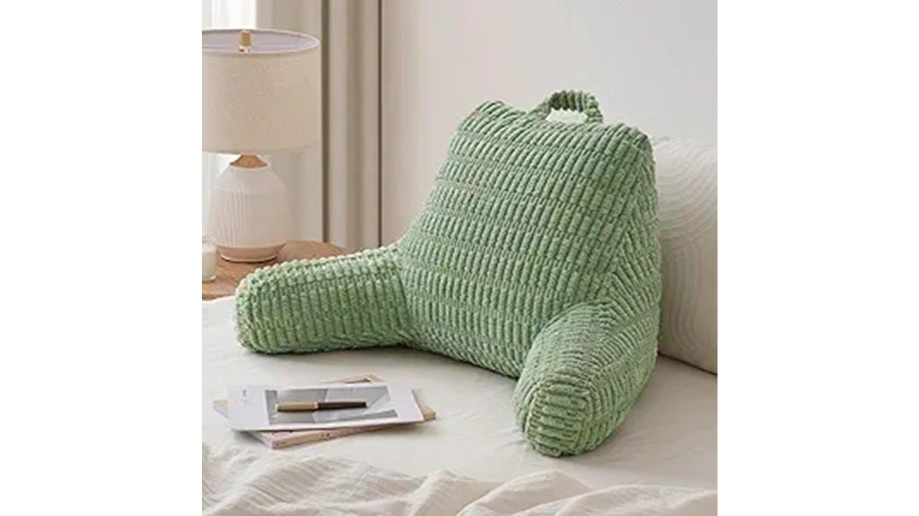 comfortable pillow with pockets